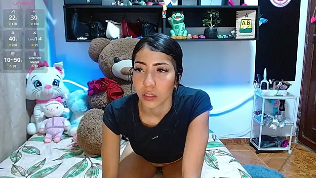 Snapshot of Laila_bunny chatting on June 2, 4:03 am Laila bunny online show from June 2, 4:03 am