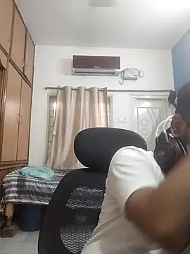 Snapshot of Vishal-Hyderabad chatting on July 22, 8:06 am Vishal-Hyderabad online show from July 22, 8:06 am