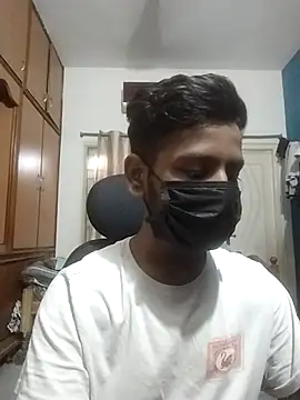 Snapshot of Vishal-Hyderabad chatting on July 30, 8:35 am Vishal-Hyderabad online show from July 30, 8:35 am