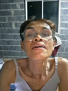 Snapshot of sexynoty69 chatting on July 6, 2:03 pm sexynoty69 online show from July 6, 2:03 pm