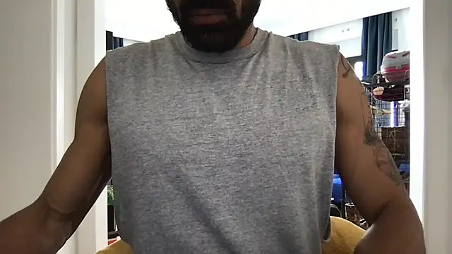 Snapshot of omni_fit chatting on May 30, 2:25 pm omni fit online show from May 30, 2:25 pm
