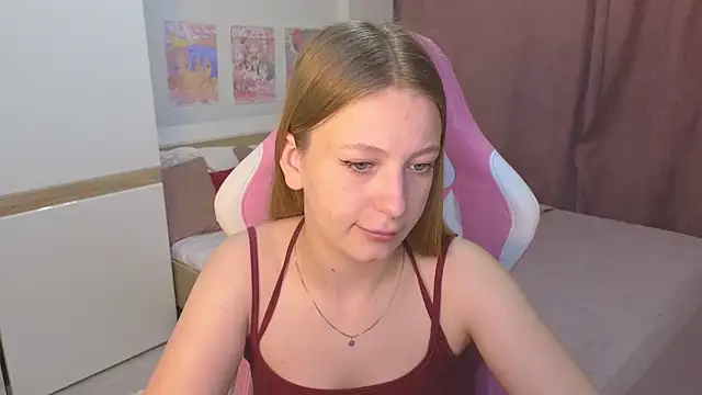 Snapshot of BeatriceLoven chatting on July 18, 11:14 am BeatriceLoven online show from July 18, 11:14 am
