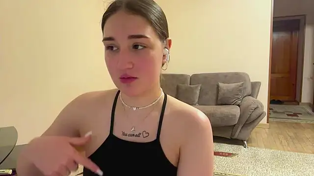 AnnaMaccoil online show from May 31, 3:41 pm