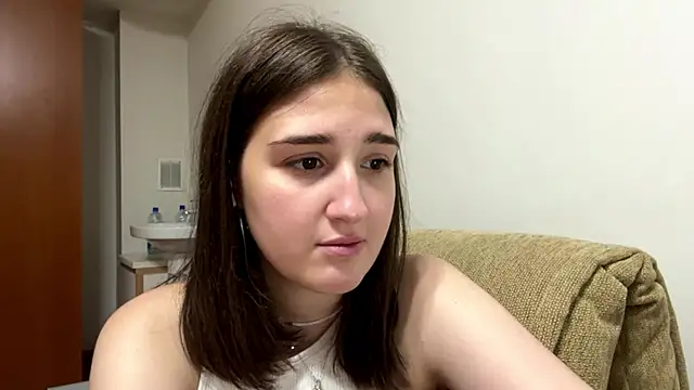 AnnaMaccoil online show from June 10, 3:11 pm