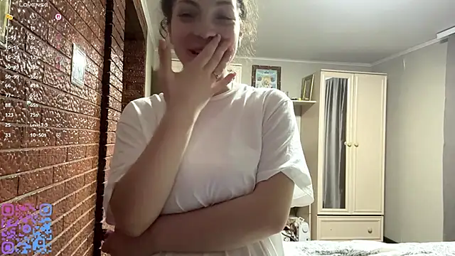 MargyClingingsmith online show from June 6, 3:17 pm