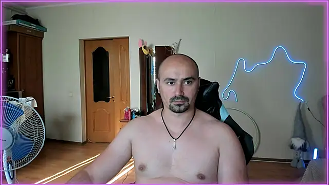 Snapshot of -SexyDaddy- chatting on June 16, 2:19 pm -SexyDaddy- online show from June 16, 2:19 pm