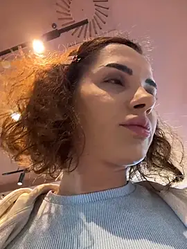 chloenyx online show from June 5, 12:55 pm