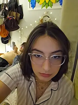 Juh castro online show from June 10, 2:56 am