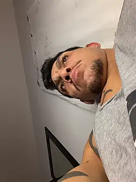 Tatuadomoreno23cm online show from June 28, 1:00 am