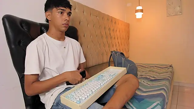 Samir 19XX online show from June 2, 6:10 pm