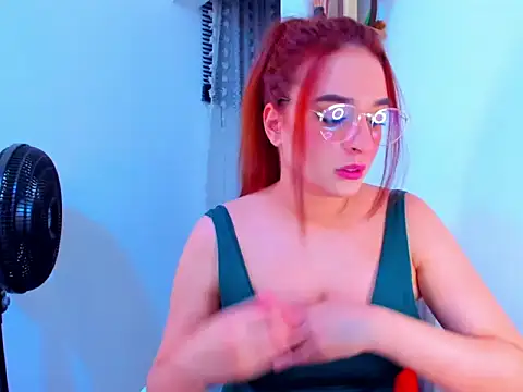 Aishas00 online show from July 1, 3:34 pm