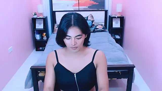 Snapshot of MiamoreAmara69 chatting on June 25, 9:19 pm MiamoreAmara69 online show from June 25, 9:19 pm