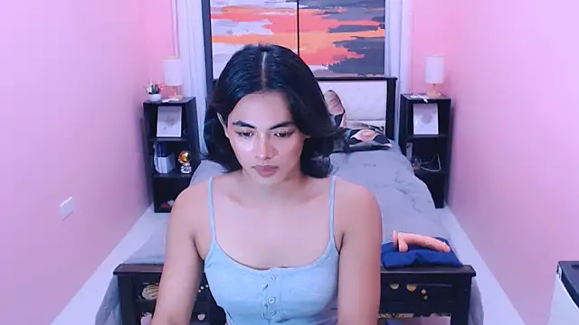 Snapshot of MiamoreAmara69 chatting on July 6, 5:15 am MiamoreAmara69 online show from July 6, 5:15 am