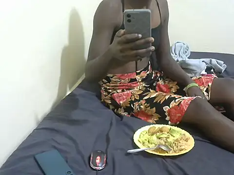 cute avy0 online show from June 10, 7:13 pm