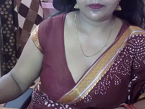 PRIYANKA 023 online show from June 26, 5:01 am