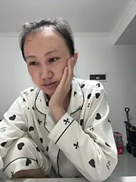 Snapshot of Xiao_Mao_meow chatting on June 21, 12:57 am Xiao Mao meow online show from June 21, 12:57 am