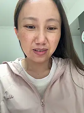 Snapshot of Xiao_Mao_meow chatting on June 27, 12:22 pm Xiao Mao meow online show from June 27, 12:22 pm