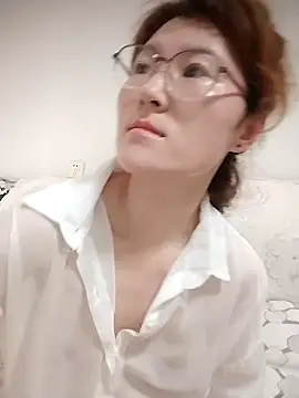 gaoyan880526 online show from June 17, 10:43 pm