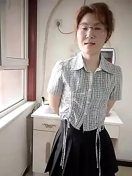 gaoyan880526 online show from June 18, 10:30 am