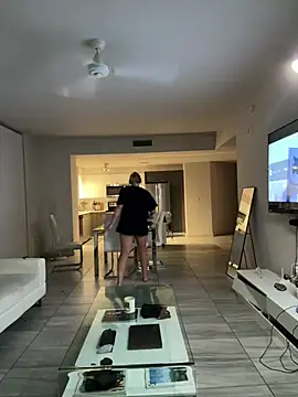 allyanalangell online show from July 20, 7:11 am