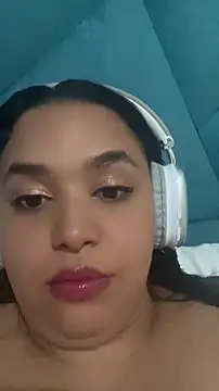 isisjhonson777 online show from June 14, 1:47 am