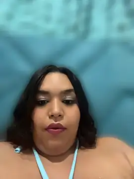 isisjhonson777 online show from July 1, 4:36 am