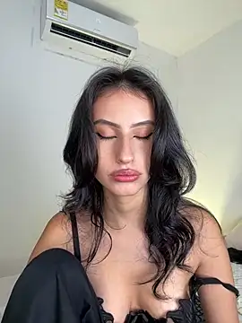 Zoe Mrlx online show from June 9, 12:17 pm
