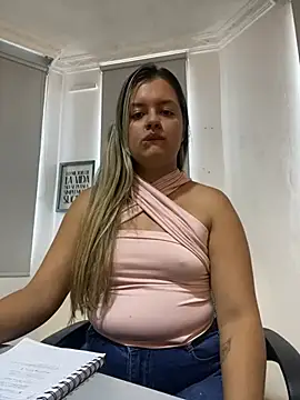 azulskyer online show from July 3, 4:35 pm