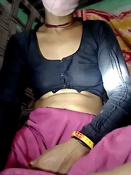 Aarti9080 online show from July 3, 4:24 pm