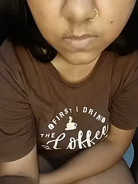 MissRiyaLive online show from July 7, 3:49 pm
