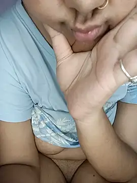 MissRiyaLive online show from July 9, 5:28 pm