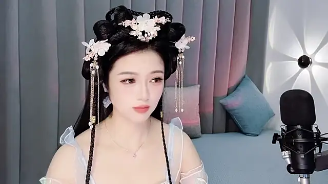Snapshot of Momo-Wow chatting on June 12, 5:50 am Momo-Wow online show from June 12, 5:50 am