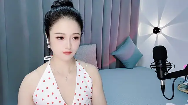 Snapshot of Momo-Wow chatting on July 13, 6:27 am Momo-Wow online show from July 13, 6:27 am