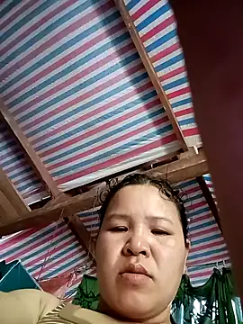Snapshot of Yii_sexyy chatting on June 5, 8:42 am Yii sexyy online show from June 5, 8:42 am