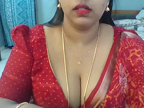 Snapshot of Tamil_hot_Meenu chatting on June 24, 8:13 am Tamil hot Meenu online show from June 24, 8:13 am