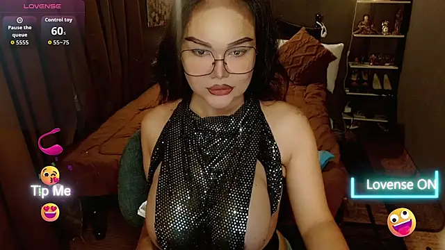 Snapshot of queengoddess07 chatting on July 9, 7:51 pm queengoddess07 online show from July 9, 7:51 pm