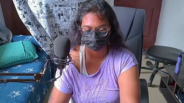 Snapshot of thea_rachel chatting on July 28, 5:25 am thea rachel online show from July 28, 5:25 am