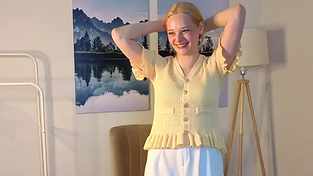 GabrieleHonor online show from June 8, 5:08 am