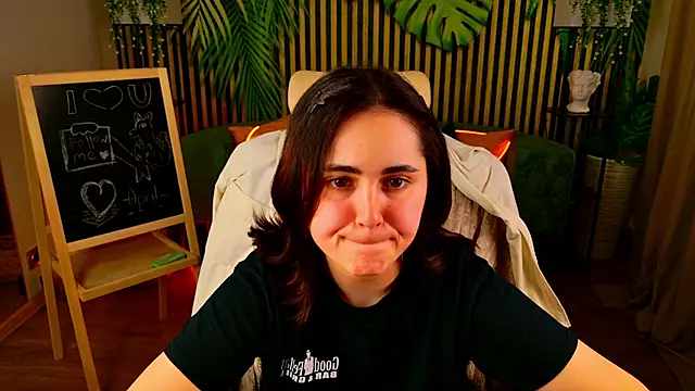 AprilMunoz online show from June 3, 10:18 am