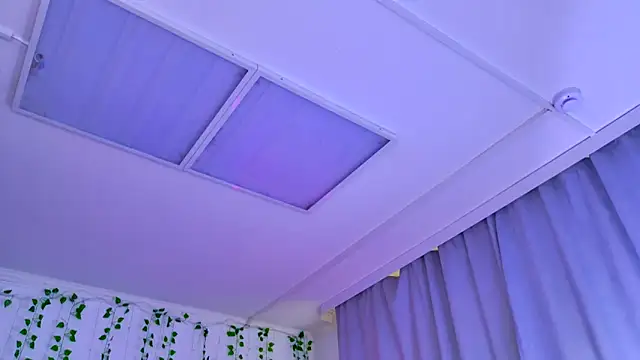 AprilMunoz online show from June 5, 10:43 am