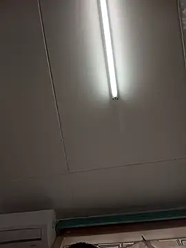 hottiebae001 online show from July 20, 2:41 pm