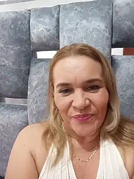 Snapshot of Sara_hilton02 chatting on June 6, 2:44 pm Sara hilton02 online show from June 6, 2:44 pm
