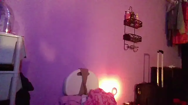 Snapshot of babyky chatting on July 16, 4:07 am babyky online show from July 16, 4:07 am