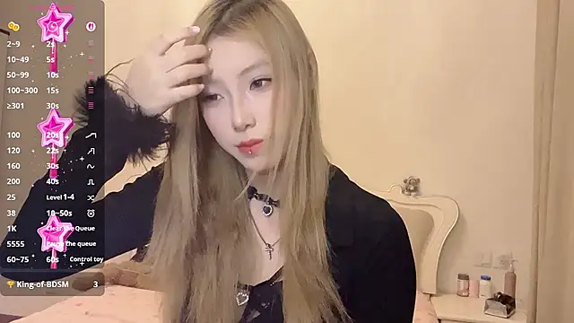 xiaoxiao-22 online show from June 16, 3:14 pm