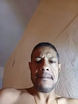 Snapshot of hornyman69123 chatting on July 26, 7:43 pm hornyman69123 online show from July 26, 7:43 pm