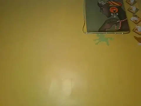 Snapshot of Suzzy_Baibe chatting on July 5, 10:06 pm Suzzy Baibe online show from July 5, 10:06 pm