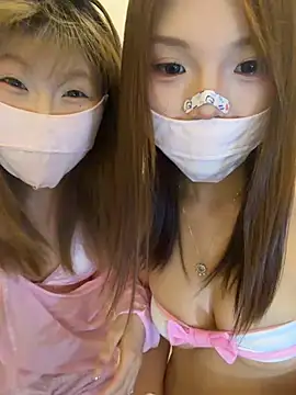 Snapshot of QIQI-QIQI-01 chatting on July 14, 10:21 am QIQI-QIQI-01 online show from July 14, 10:21 am