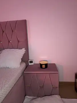 -IrisDesiree- online show from June 4, 2:12 pm