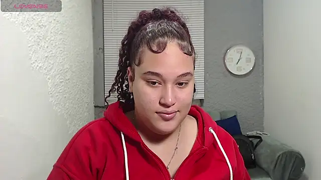 Snapshot of leilasosexy chatting on June 22, 12:24 pm leilasosexy online show from June 22, 12:24 pm