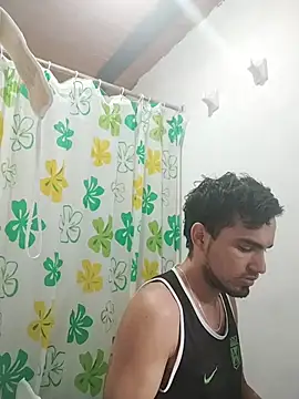 Snapshot of Killiam_boy chatting on June 9, 1:56 pm Killiam boy online show from June 9, 1:56 pm